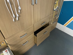 This drawer is the reason why Marina gave me this closet, some 8 years ago. It is time to fix this bug! While I was here, I weeded through all 8 drawers, sorted the contents in keep versus toss, and ended up with two empty drawers!