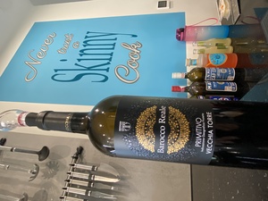 Marina treats me to some Vecchia Torre wine today - dinner is excellent