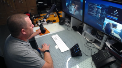 I also installed a side-facing webcam which I can blend in to my video calls and recordings at the push of a (streamdeck) button. Nifty!