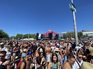 The main stage in Zurich's Opera square; techno is booming through the sound system here. It's quite nice to hear, see and feel music.