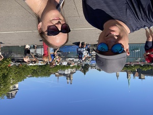 Marina and I walk over the Quaibr&uuml;cke from Bellevue towards B&uuml;rkliplatz - normally I would not be able to walk here (trams and lots of cars), but today it's completely pedestrian only!