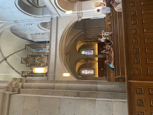 The inside of Grossm&uuml;nster with a beautiful church organ