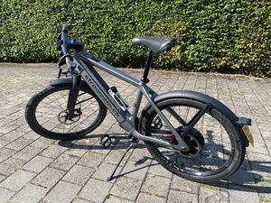 I wash my bike and grease the chains and gears. I'll spare you the before-picture, but here, the Stromer is nice-n-clean again