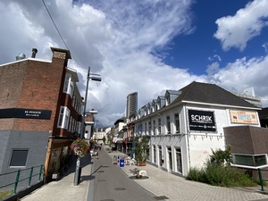 The beginning of Stratum's Eind, Eindhoven. I have spent many a night in this street as a youngling.