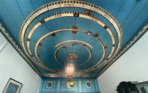 An overview of Eise Eisinga's beautiful hand-made mechanical planetarium