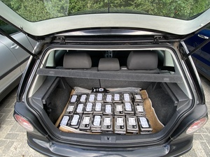 I hand over 72pcs of 3TB hard disk to Tim, for a project he's working on. Second life!