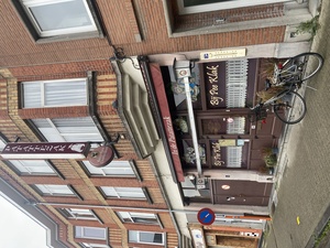 We offer Andrew and Eimear a lunch at Pee Klak in Grimbergen (Stroombeek-Bever). Eimear stole it from us and paid while Marina was on the toilet - thanks again!