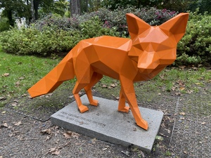 Marina's favorite statue: the facetted orange fox