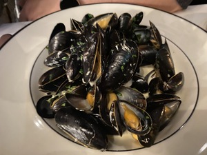 Marina's dish for the evening: Moule-Frietes