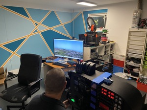 The flightsim, nor the instrument panels, are working at this point. Only the yoke and rudder peddals are detected