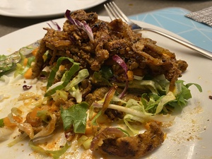 The kebap are completely overloading the pita bread, but my lord is this stuff tasty