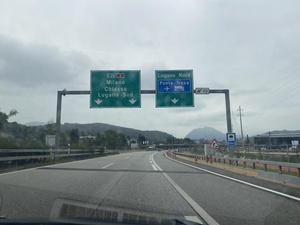 Rolling past Manno near Lugano, Italy. Here, Bancadati has an IP-Max point of presence.