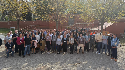 A gorup picture of the ESNOG'32 participants.